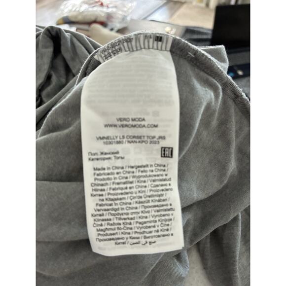 Vero Moda Nelly Ruched Knit Top, Heather Gray, Sz. L - Picture 6 of 7